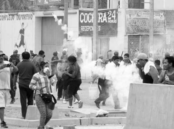 PESCANDO EN R&Iacute;O REVUELTO