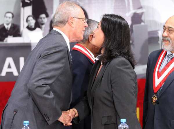 Los vac&iacute;os se llenan