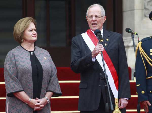 Falta de política en Fiestas Patrias