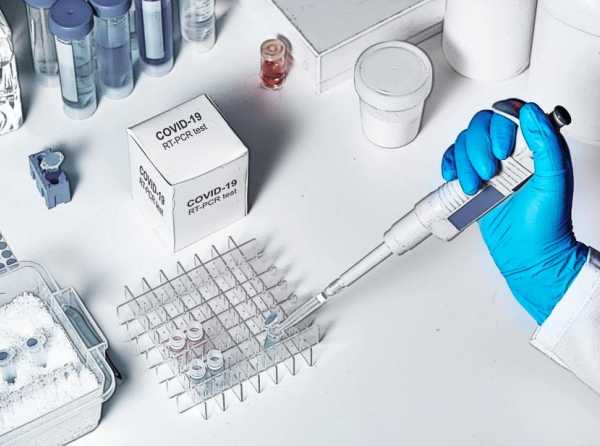 Ensayos clínicos, mentes brillantes y la pandemia