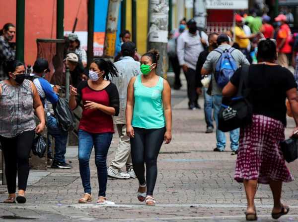 Cien días para el olvido