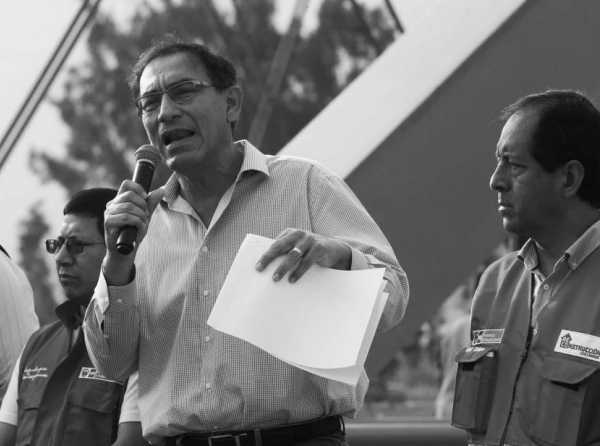 Vizcarra descubre la democracia de baja gobernabilidad 
