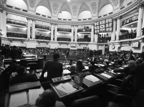 Quitarle el poder al Congreso