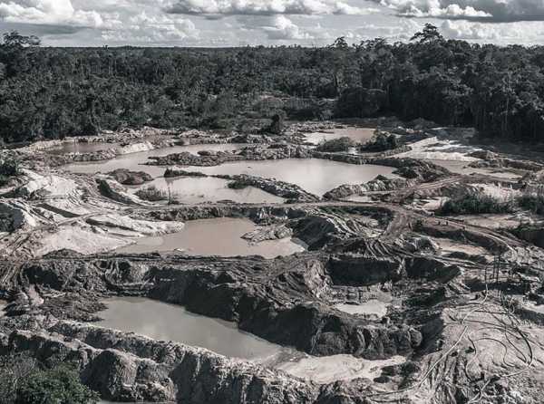 El avance de la minería ilegal que destruye la minería moderna