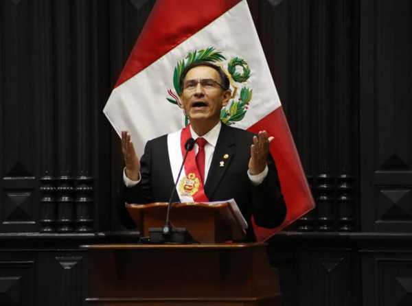 En "democracia plebiscitaria", gana el m&aacute;s populista