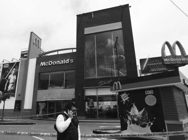 Terrible accidente en local de comida r&aacute;pida