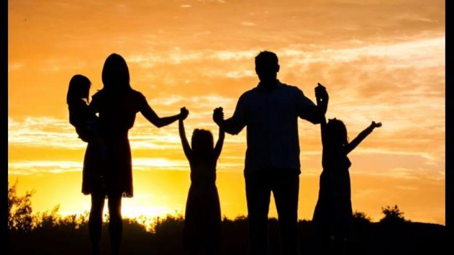 El ataque final es al matrimonio y la familia