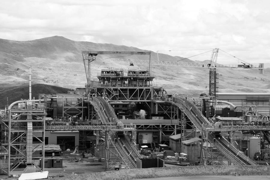 Constancia y la estrategia contra la minería