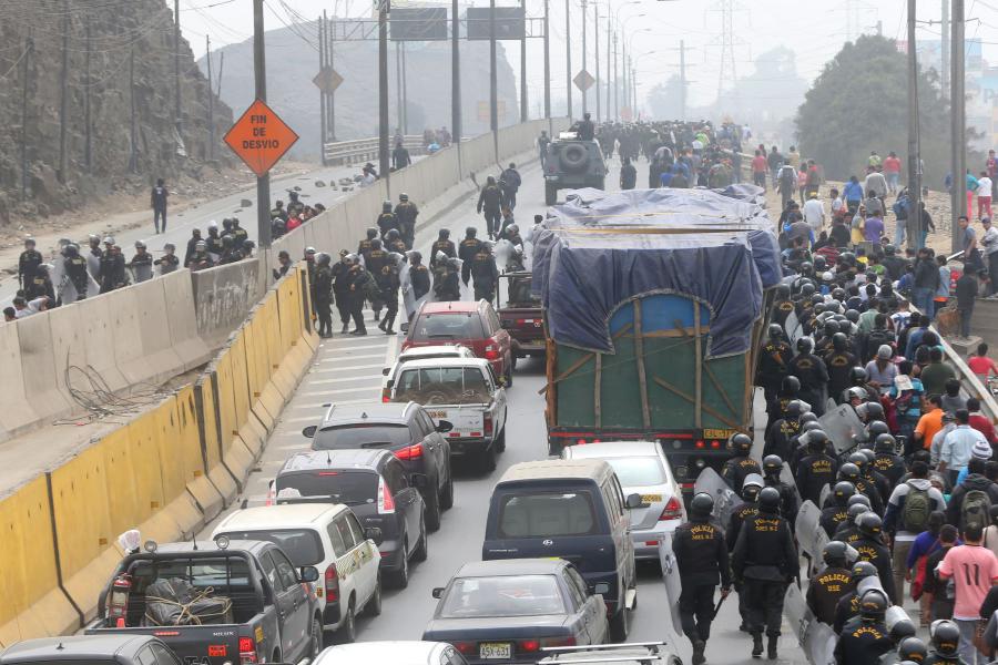 LOS “VÁNDALOS” EN LIMA NORTE