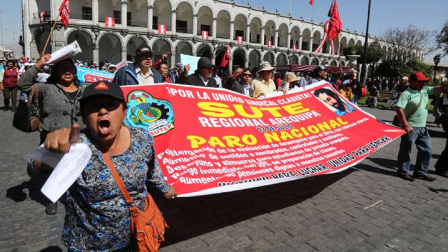 La pobreza no produce terror, el maoísmo sí