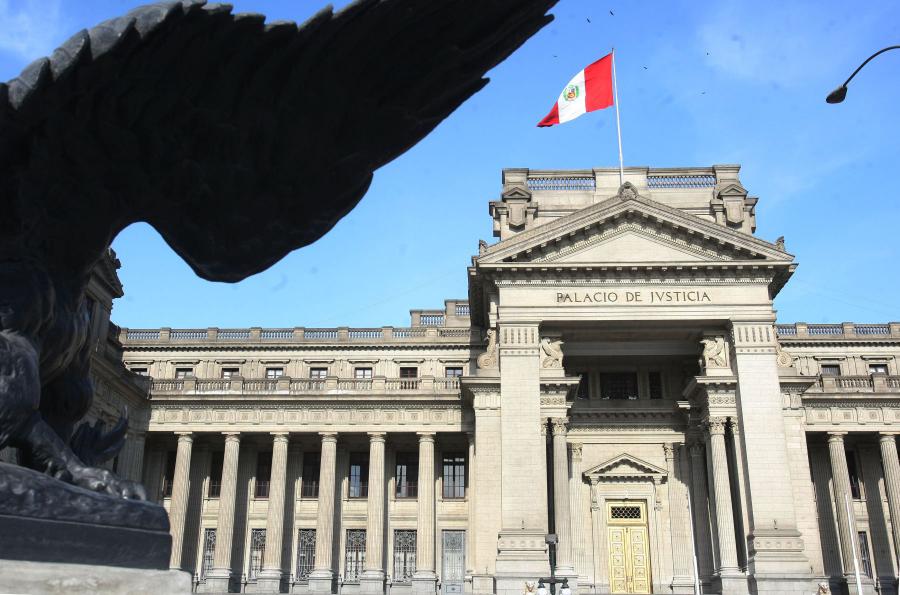 Un gobierno en descomposici&oacute;n