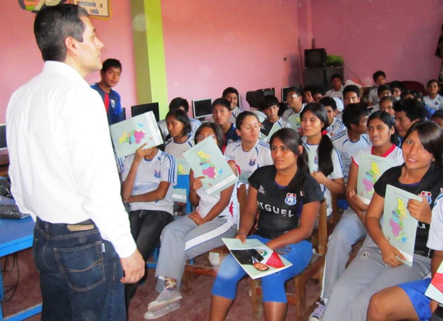 &iquest;Y si &ldquo;hacemos&rdquo; pol&iacute;tica?