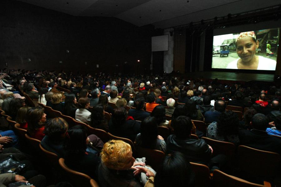 La civilizaci&oacute;n y el derecho de los cines