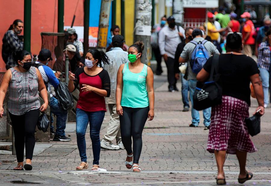 Cien días para el olvido