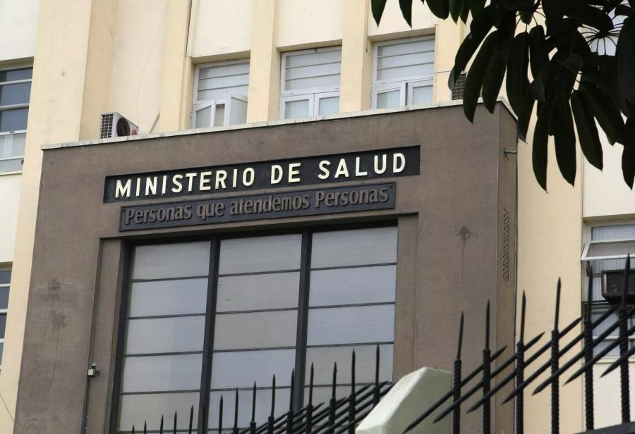 Los retos y los cambios de funcionarios en el Minsa