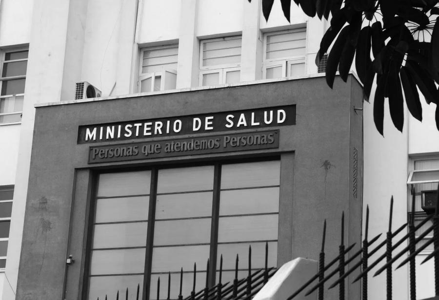 Salud: derechos humanos y economía de mercado