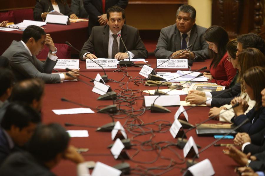 ¿Se bloquea la democracia?