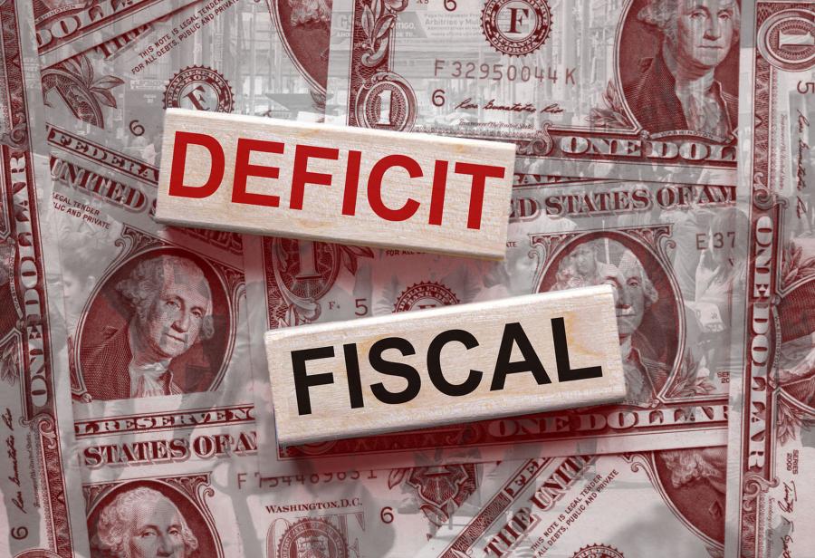 La larga y feroz lucha contra el déficit fiscal en el Perú