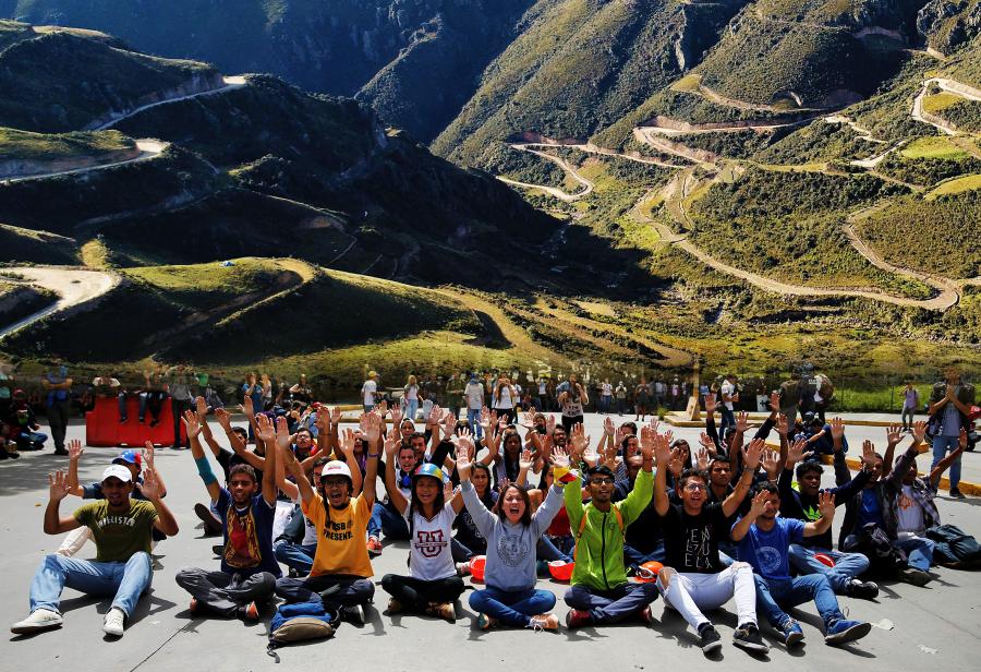¡Estudiantes defienden Michiquillay!