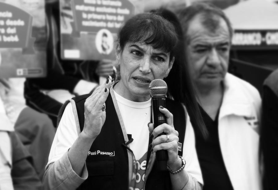 ¡Ministra anti industria alimentaria debe renunciar!