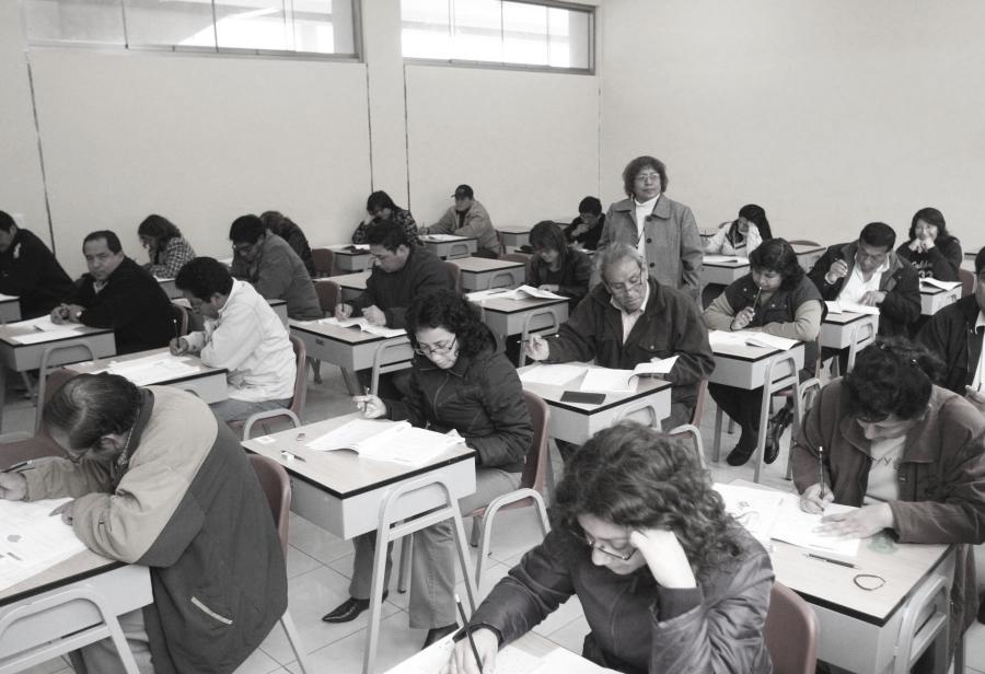 ¡Bien! Ejecutivo observa nombramiento automático de profesores