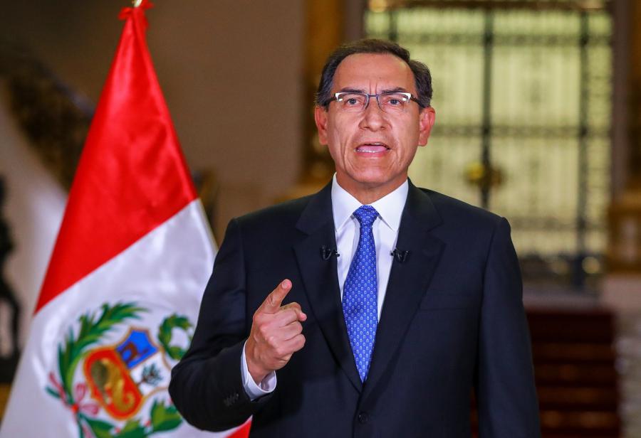 Vizcarra va a la guerra, pero el Per&uacute; exige convergencias