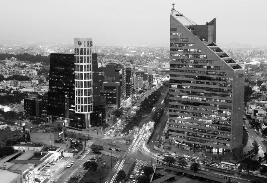 Econom&iacute;a amenazada por la crisis pol&iacute;tica