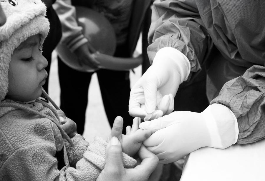 Gobierno pierde con la anemia y las lluvias