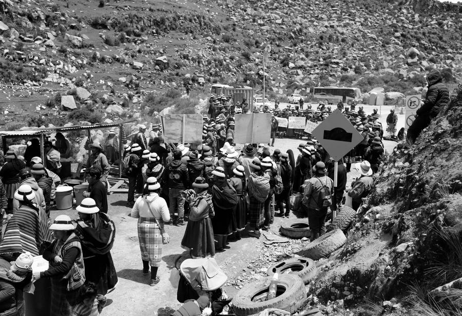 Antimineros amenazan al Ejecutivo