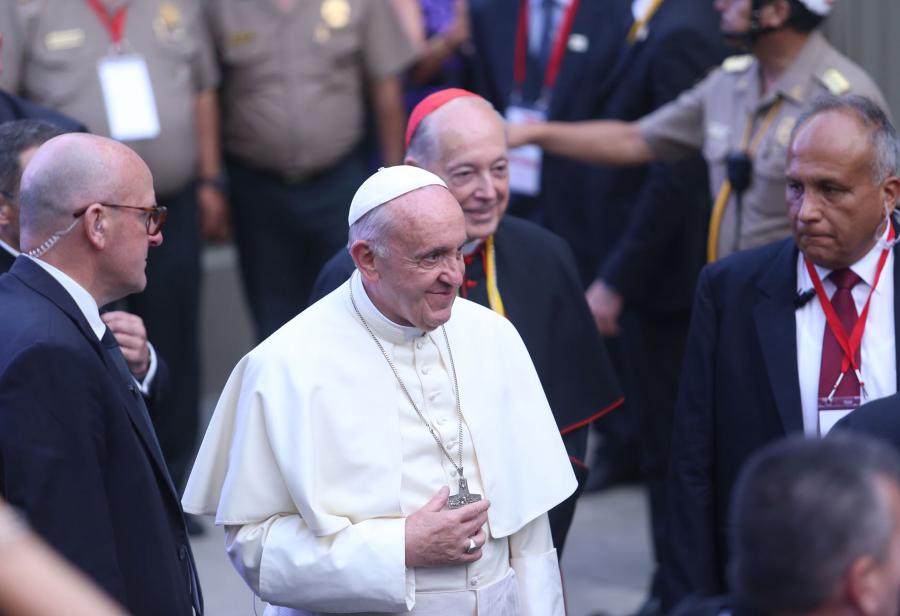 Política y economía después del Papa