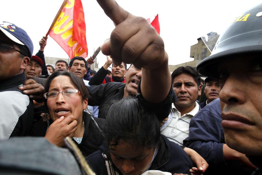 ¿Derecho a la huelga y a la violencia?