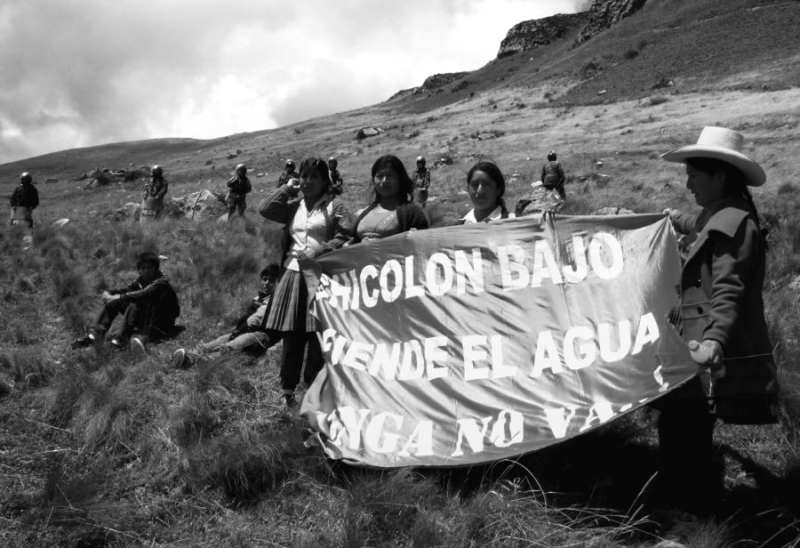 De belicosos "guardianes de las lagunas" al c&iacute;nico mutismo