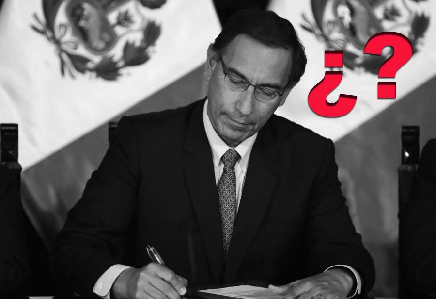 Vizcarra solo en el escenario